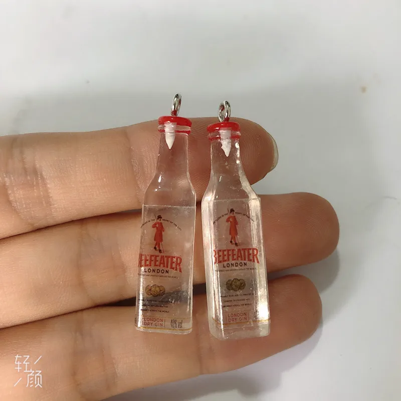 

10pcs/pack London 3D Alcohol Drink Dry Gin Bottle Drink Charms Earring Keychain Jewlery Findings Phone Case DIY