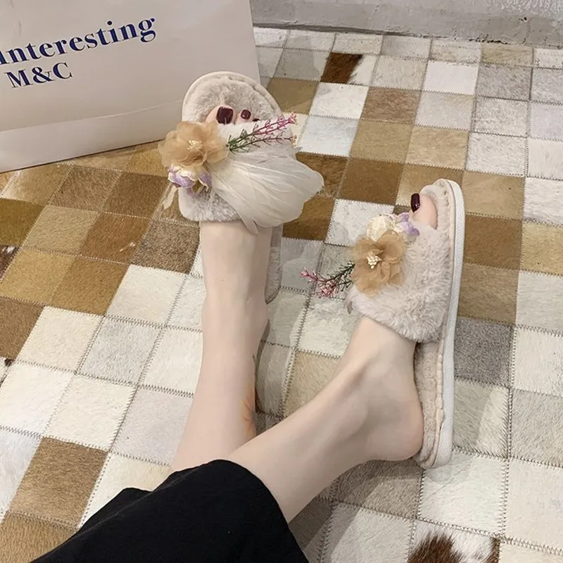 

2021 Autumn Winter Women Indoor Slippers New Flower Decoration Suede Home Short Plush Comfortable Slippers Outer Wear Fashion