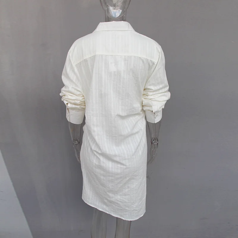 Женская блузка с воротником лацканами белая рубашка перекрученными узлами и