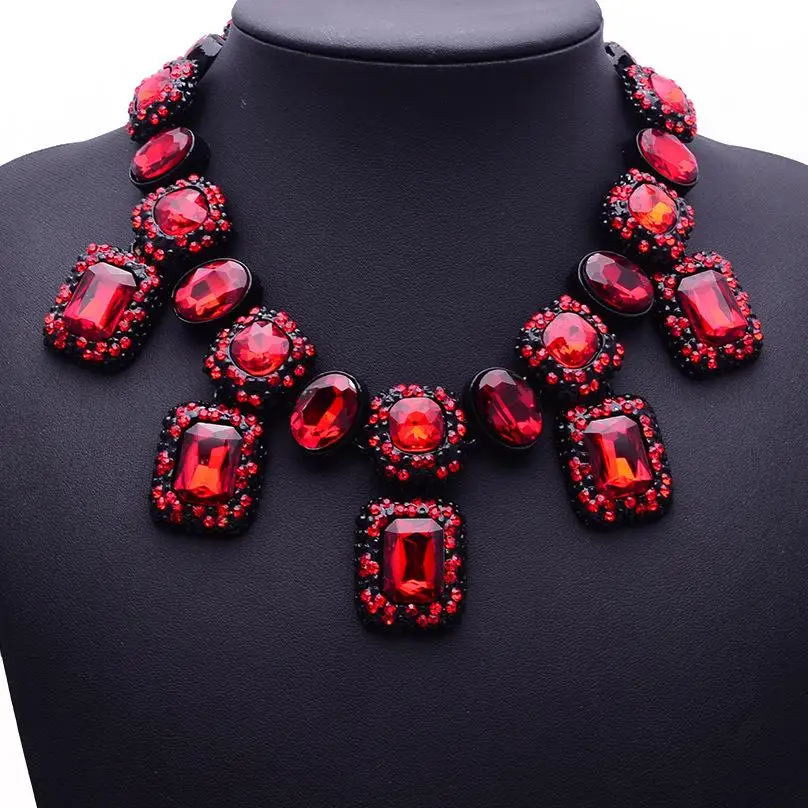 

Best Lady Gem Crystal Fashion Vintage Personality Design Necklaces & Pendants Statement Collar Choker Necklace For WomenB225