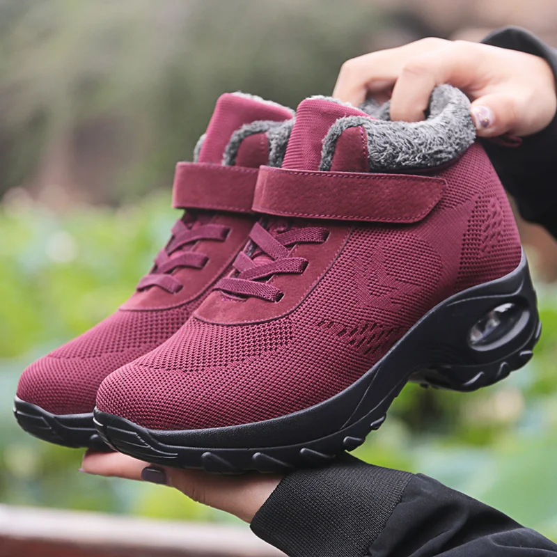 

Women Winter Sport Shoes Warm Outdoor Walking Sneakers Plush Women Boots Female Wedges Sneakers Fur Lined Cotton Shoes for Women