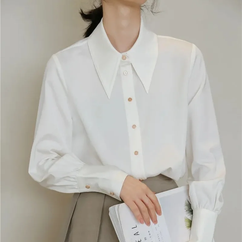 

Рубашка женская с отложным воротником, Белый Топ с длинным рукавом, на пуговицах, в ретро стиле, офисная блузка во французском стиле, весна-о...