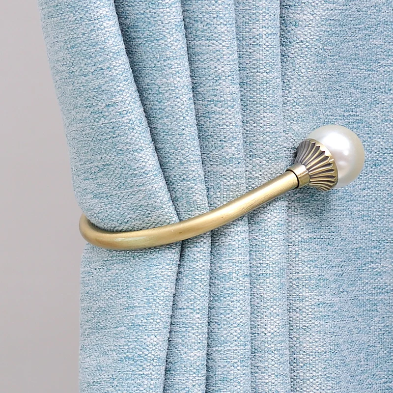 

A pair / pearl U-shaped curtain wall hook wall Aluminum zinc alloy modern minimalist fashion Nordic style curtain accessories