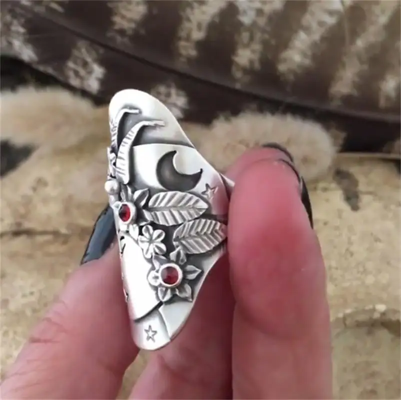 

Retro Style Skull Goddess Side Face Starry Sky Capricorn Ring Fashion Party Anniversary Gifts For Women