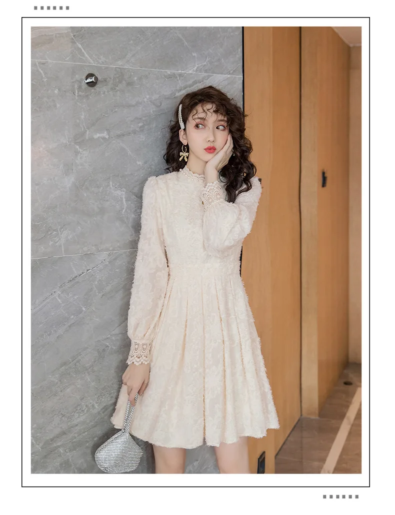 

New Large Women's Long Sleeve Dress Fall / Winter 2020