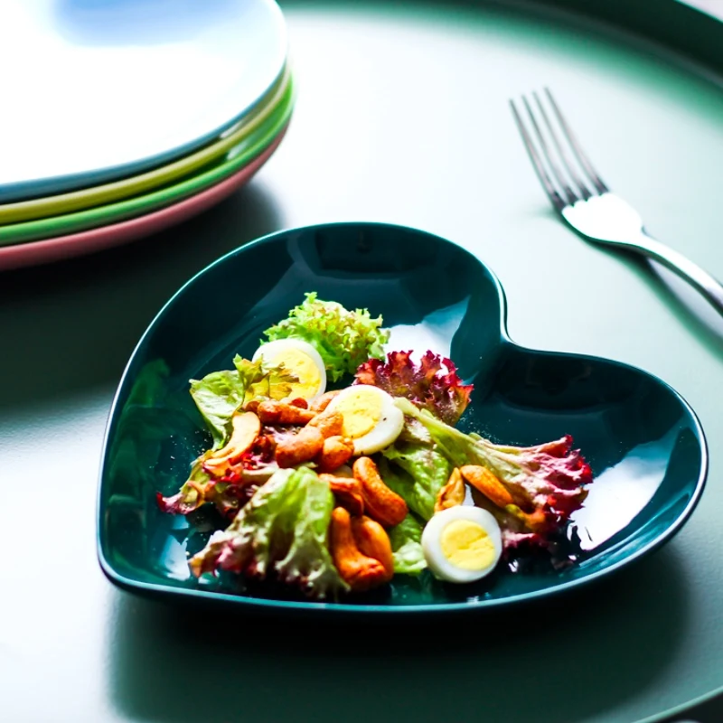 Керамическая тарелка для салата в скандинавском стиле сладкие цвета завтрака