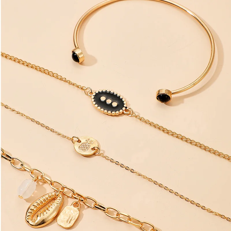 

Hot Sale Punk Gothic Hip Hop Rock Metal Glossy Bracelets For Girls Pearl Black Bead Drip Shell Pendants 2021 Women Party Jewelry