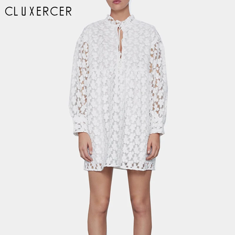 Женское ажурное платье с длинным рукавом белое повседневное однотонное мини