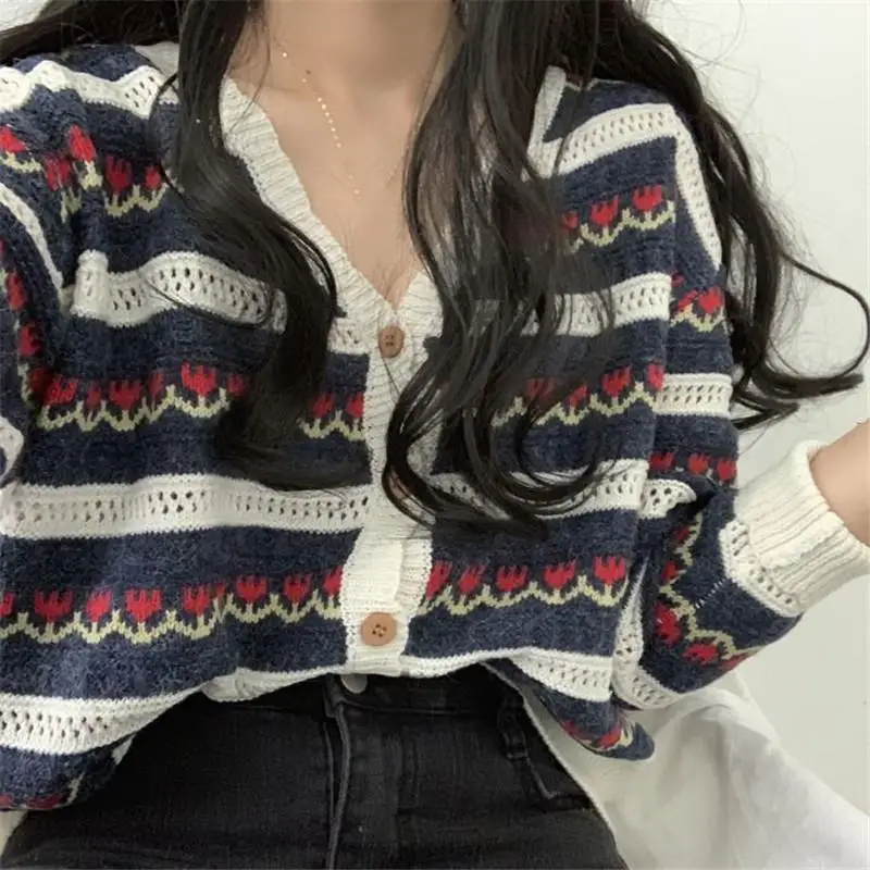 Корейский винтажный свитер с цветочным принтом кардиган женский сексуальный