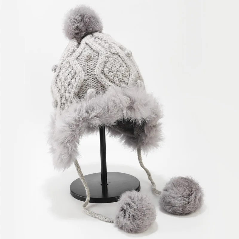 

Girls Thicken Ski Snow Cap New Fashion Fur PomPoms Winter Women Beanie Hats Female Skullies Warm Gloves + Knit Hat Set