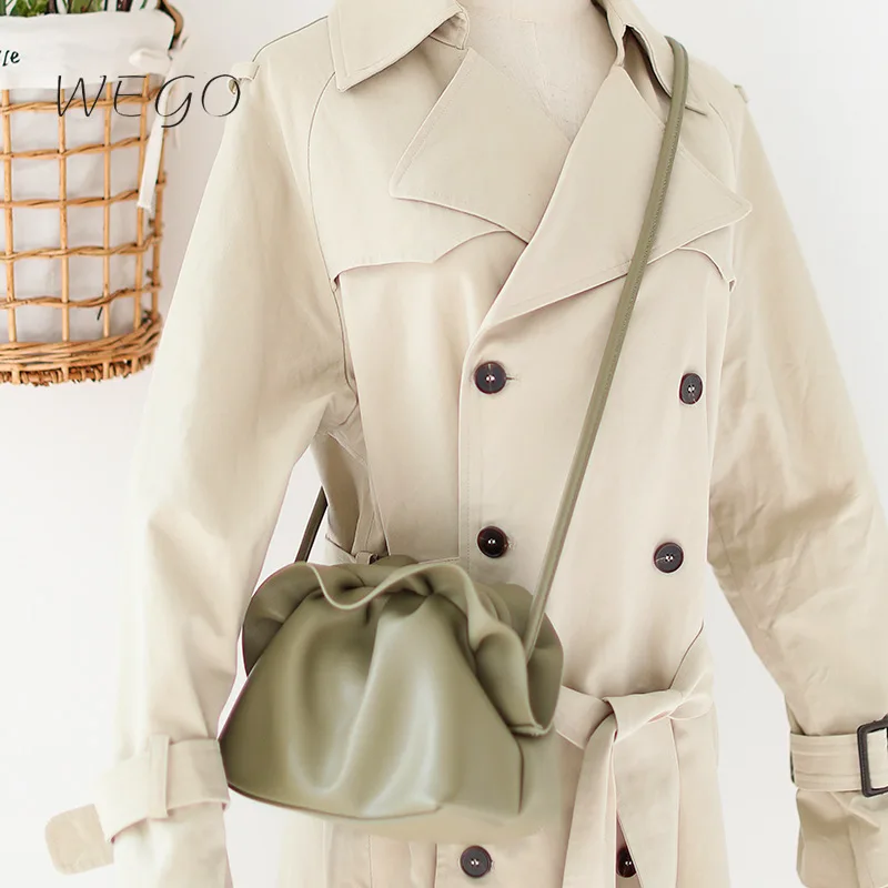 

Летняя милая сумка на плечо для девушек, модная дизайнерская простая милая сумка-почтальонка в форме облака, однотонная маленькая сумка-мес...