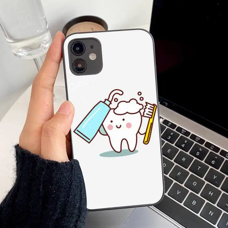 

Tooth Dentist Phone Case for iPhone 8 7 6S Plus X 5S SE 2020 XR 11 12 mini pro XS MAX