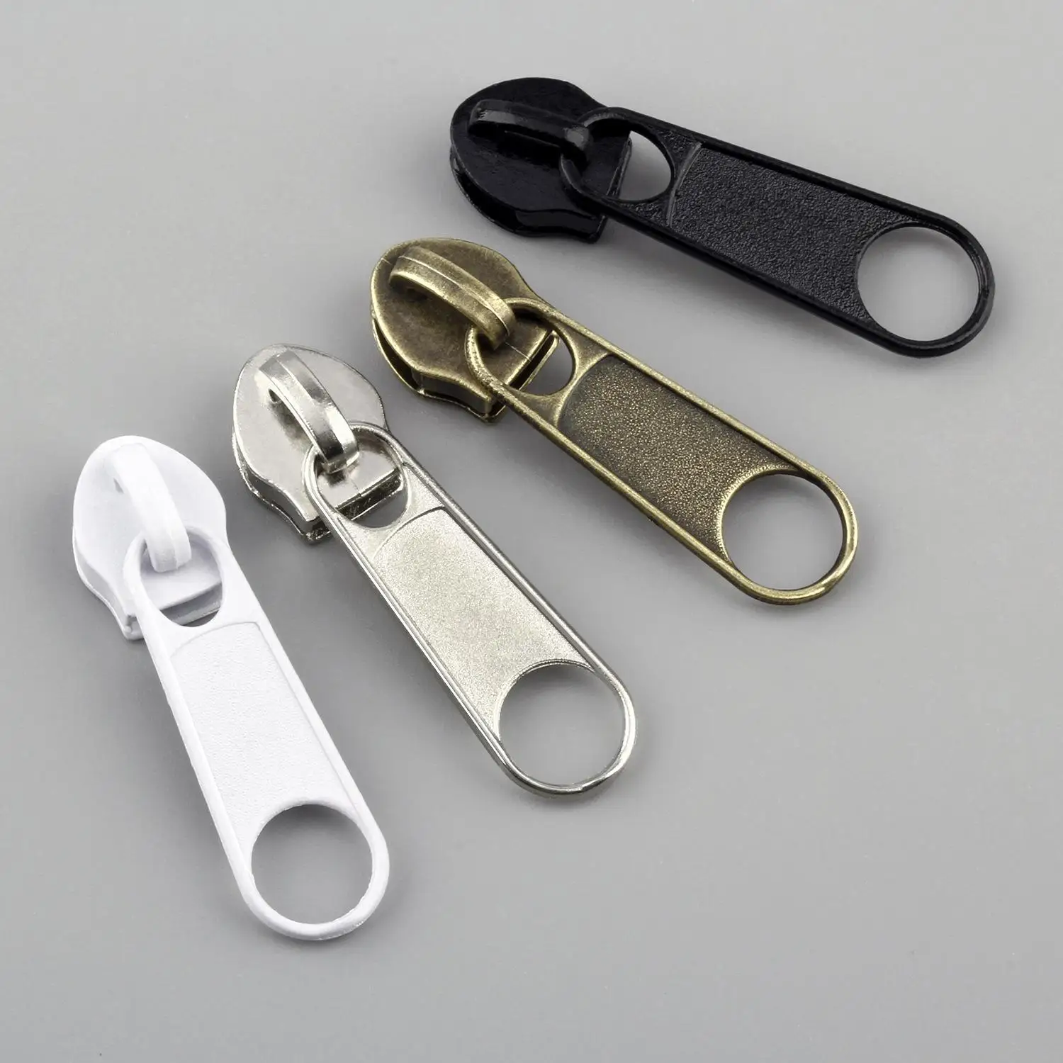 Ползунки для застежки-молнии нет. 5 автоматически загорающиеся бабочки