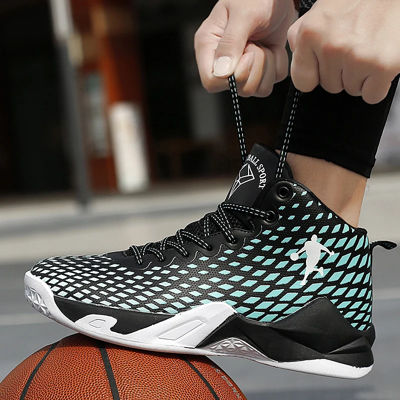 Мужские и женские кроссовки черные с высоким берцем на платформе спортивная