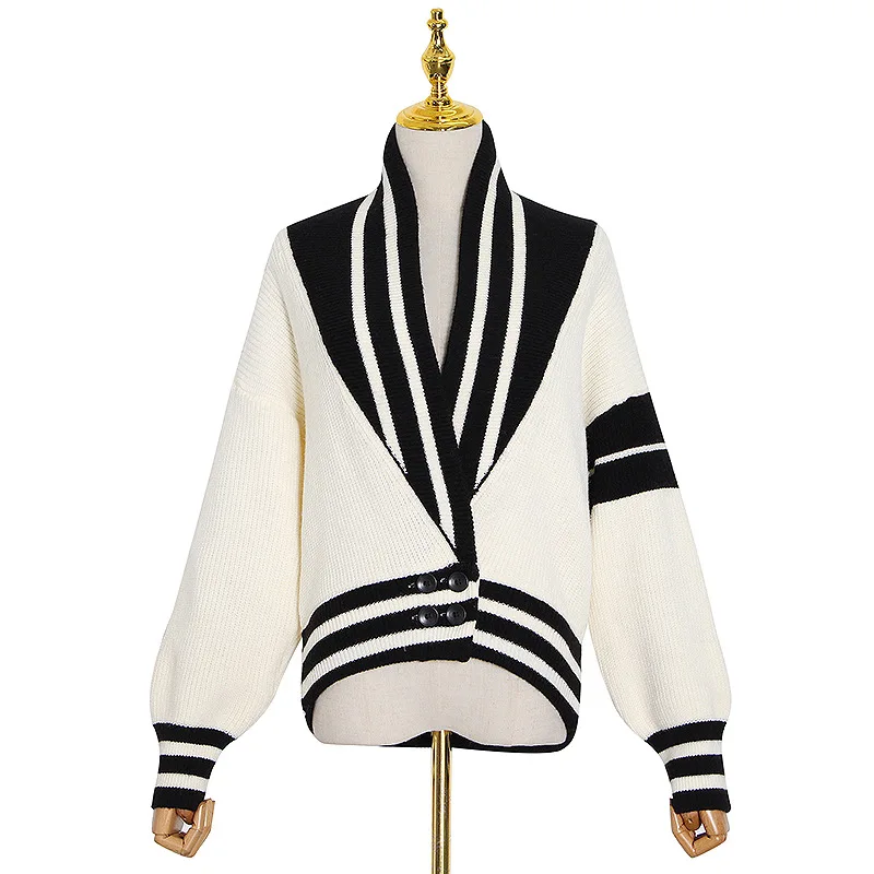 

New fashion casual knitted cardigan college stitching contrast double-breasted knitted cardigan jacket
