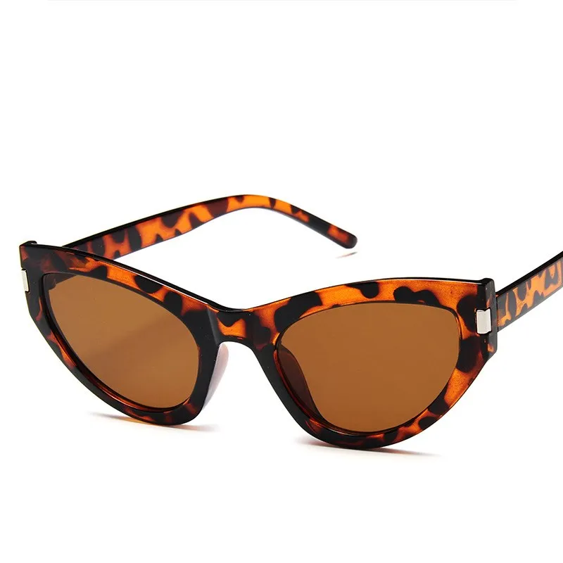 

Солнечные очки в стиле ретро Uv400 для мужчин и женщин, модные солнцезащитные аксессуары «кошачий глаз», в классической белой пластиковой опр...