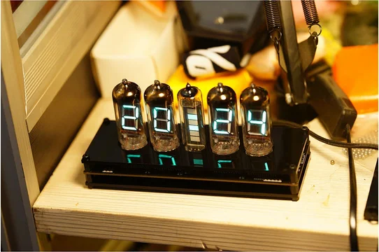 

4-Bit V11 VFD Fluorescent Tube Clock VFD Desktop Home Audio Driver Board Glow Tube Clock