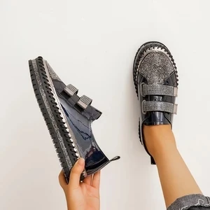 Женские кроссовки со стразами на толстой плоской подошве повседневные весенние