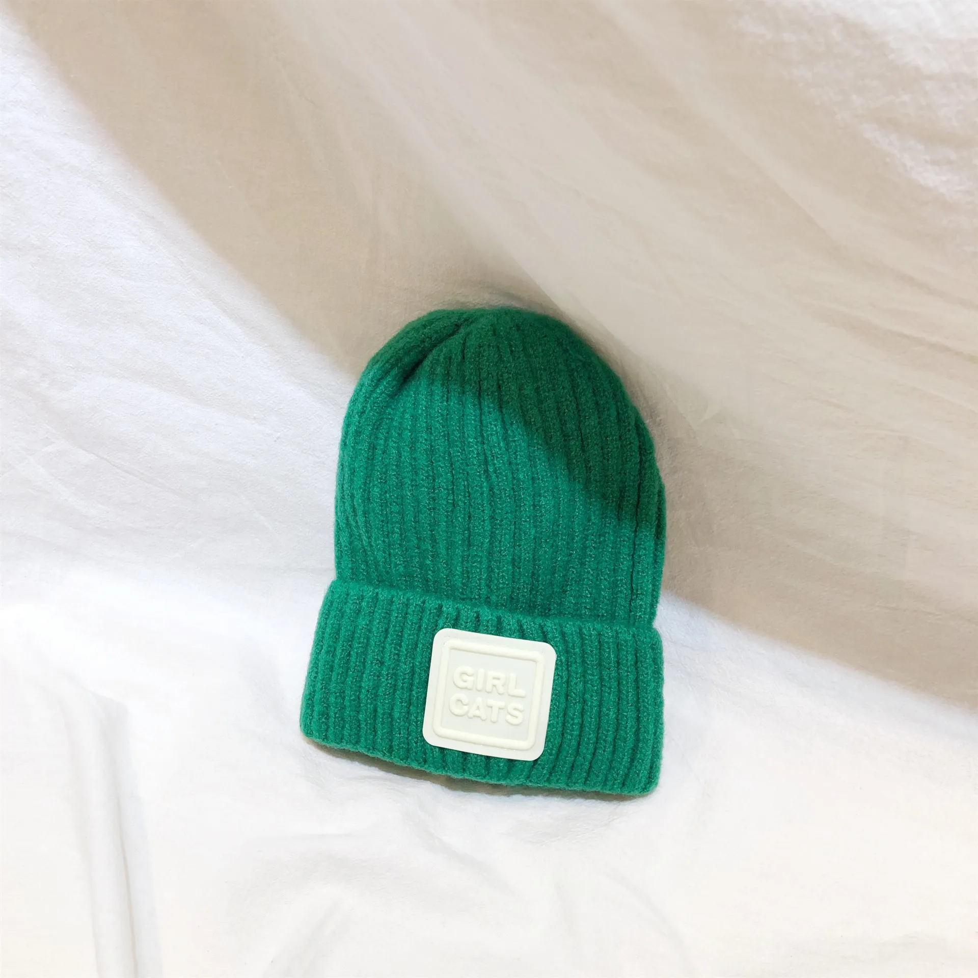 Зимние теплые вязаные шапки для маленьких мальчиков и девочек яркие цвета модные