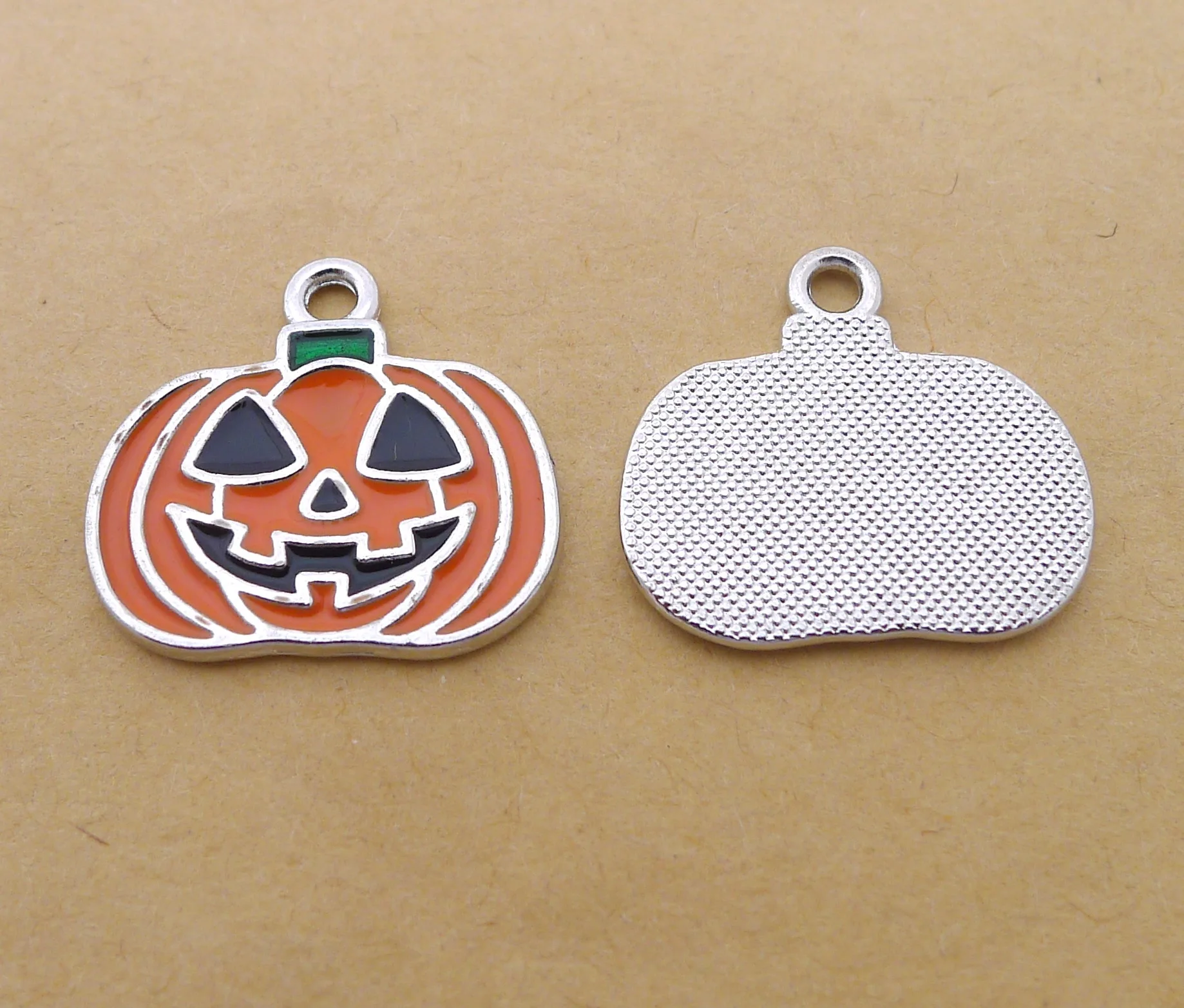 

Charm for making jewelry 10pcs 21x20mm enamel Pumpkin face charms