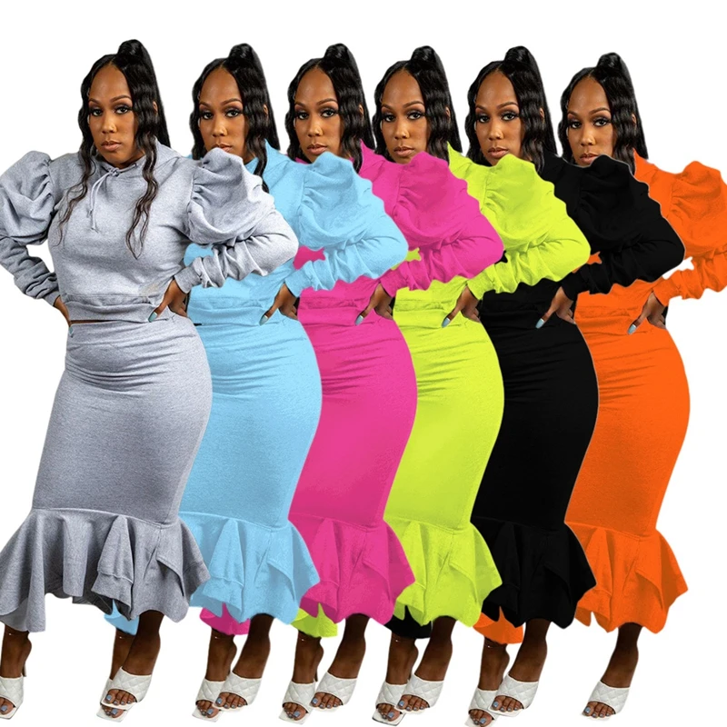 

ZOOEFFBB Two Piece Outfits Long Sleeve Crop Top and Skirts Fall Clothes for Women 2020 Fashion Sexy Lounge Wear Matching Sets