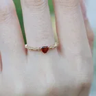 Винтажное женское золотое кольцо, изящное изысканное серебряное кольцо с милым маленьким простым сердцем и красным камнем, подарки для девочек, ювелирные изделия