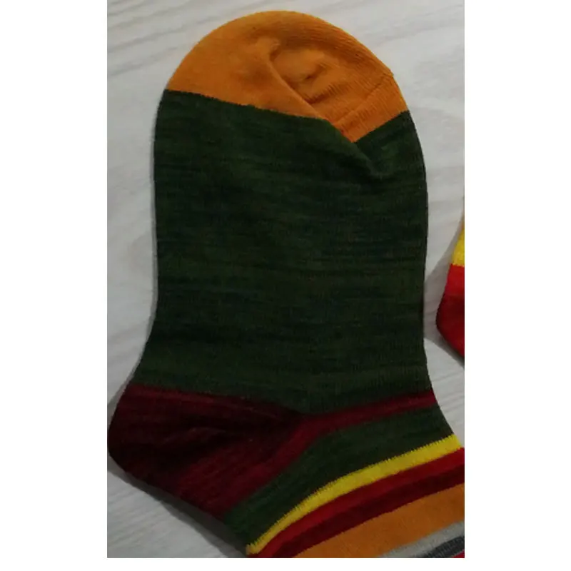 

Rainbow Striped Stockings Women Cotton Socks Casual Popular New Style Halloween Christmas Hiphop Skateboard Knee Long Socks