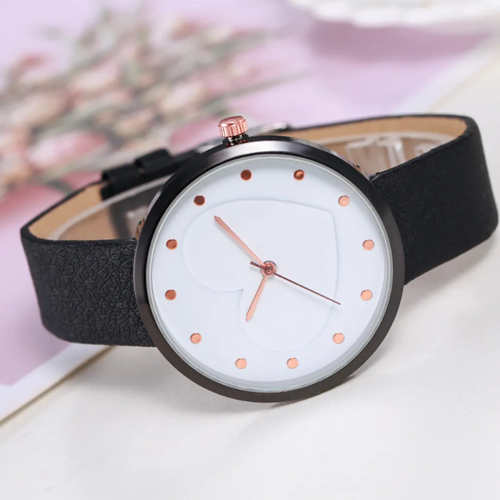 Повседневные женские часы модные наручные простые кварцевые с кожаным ремешком