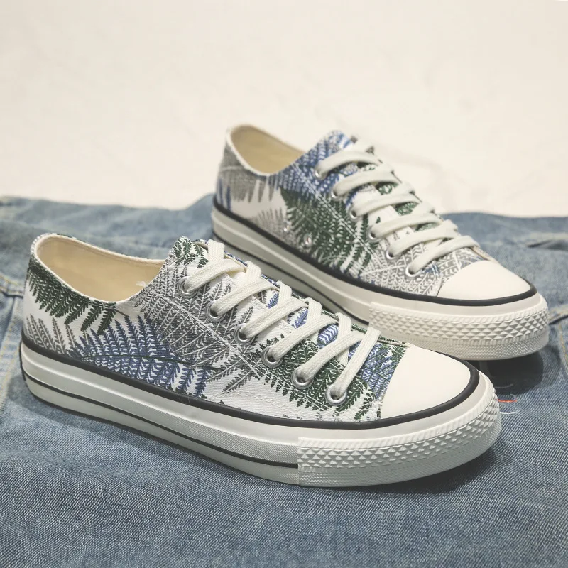 

Summer Breathable High-top Canvas Shoes Men's Korean Version of The Trend Low-top Sneakers Casual Couple Shoes