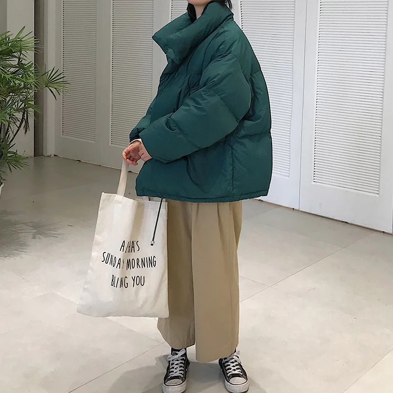 Женская куртка с воротником стойкой LUZUZI однотонная черная или белая свободная