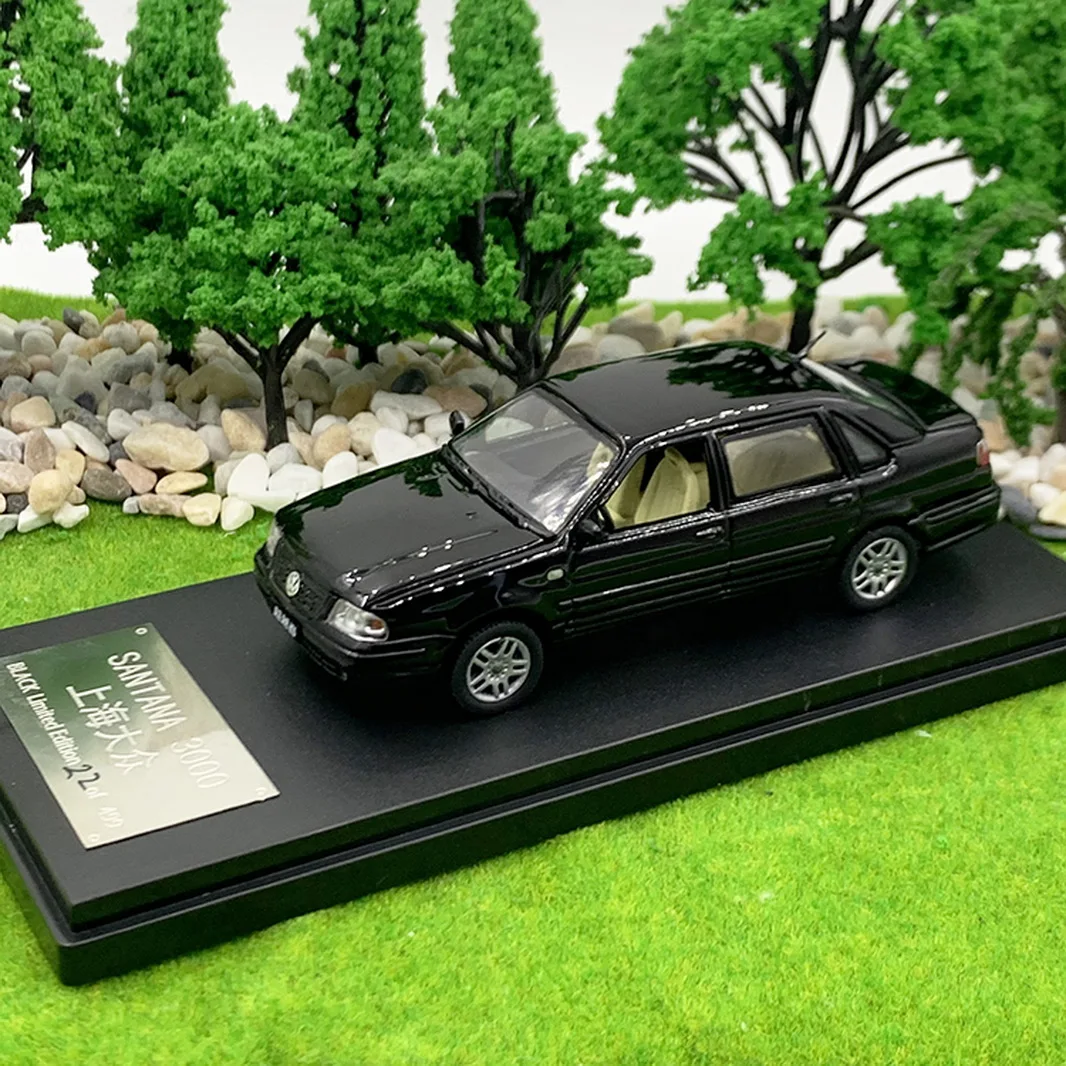 

1/43 Scale Diecast Car Volkswagen VW SANTANA 3000 Black Model Toy Collection