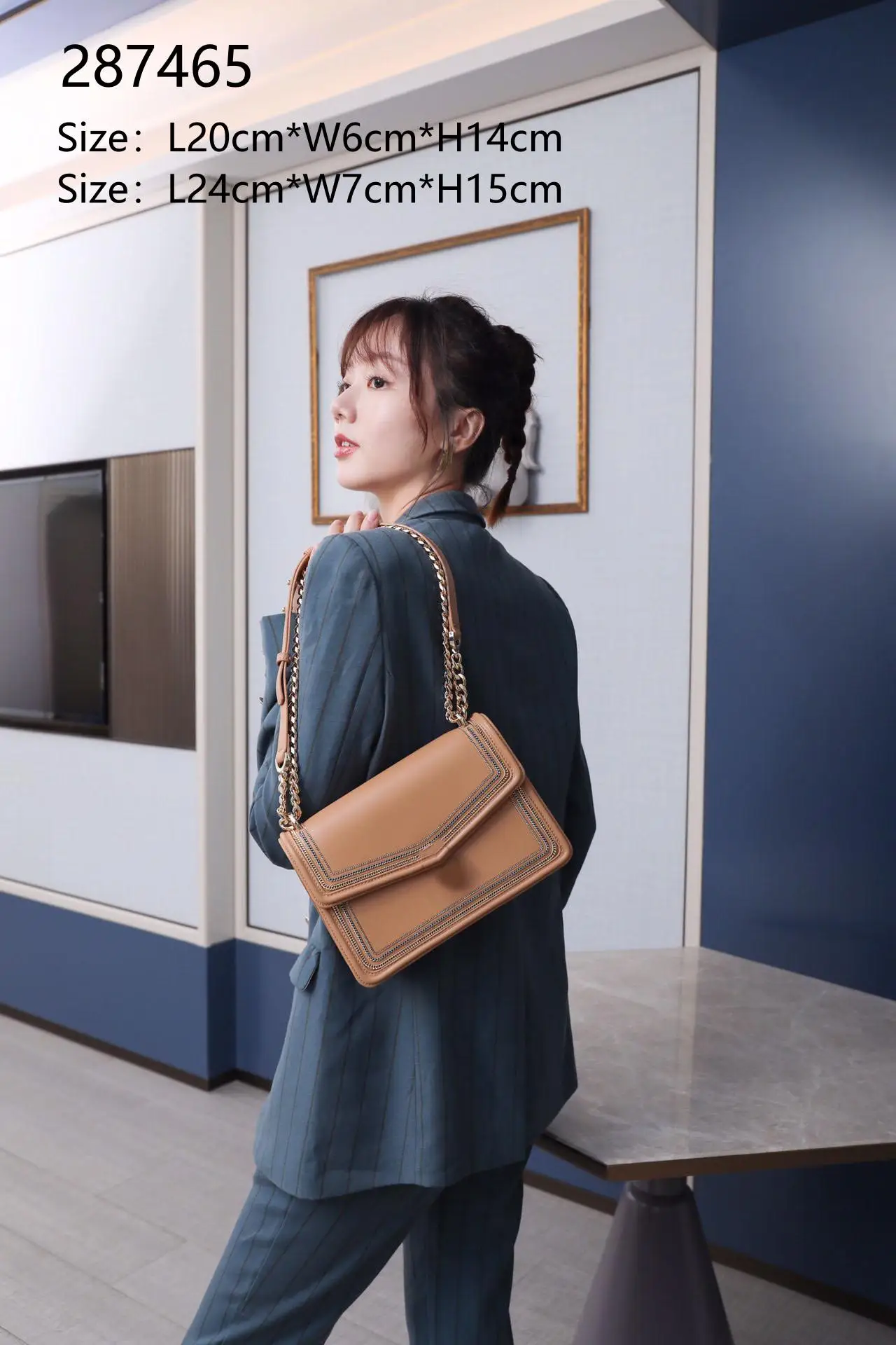 

2021 The New Style Fashion Classic And Beautiful Genuine Cow Leather Women Chain One Shoulder Crossbody Bag 20cm 24cm 2Size