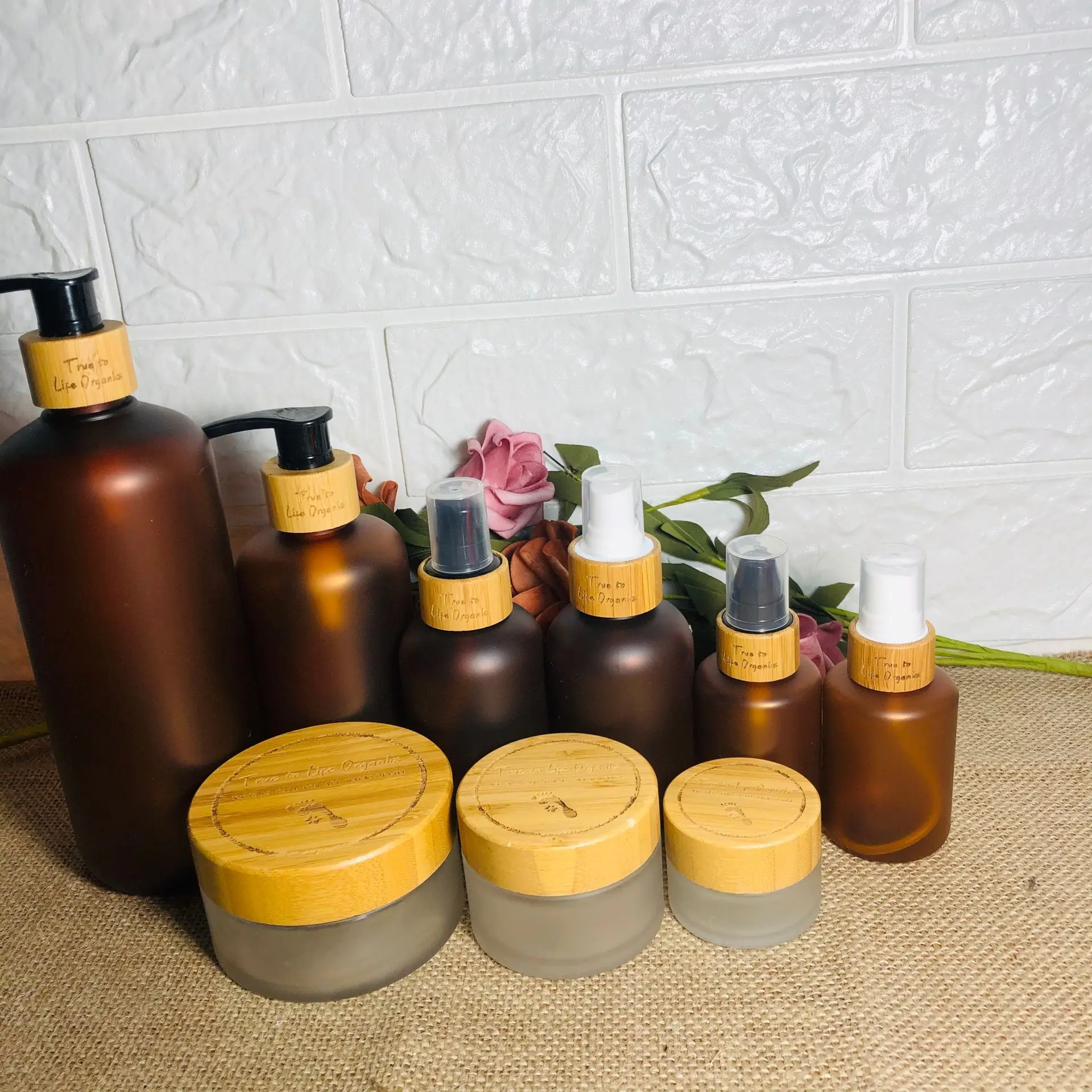 Wholesale Custom Skin Care Containers Amber Plastic PET Beauty Hair Tools Shampoo Lotion Pump Bottles Cream Jars Bamboo Lid Cap