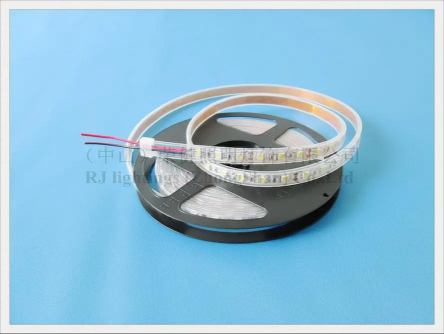 LED-полоса IP65 SMD 5050 световая гибкая мягкая DC12V SMD5050 60 светодиодов / м силиконовая трубка водонепроницаемая светлая.