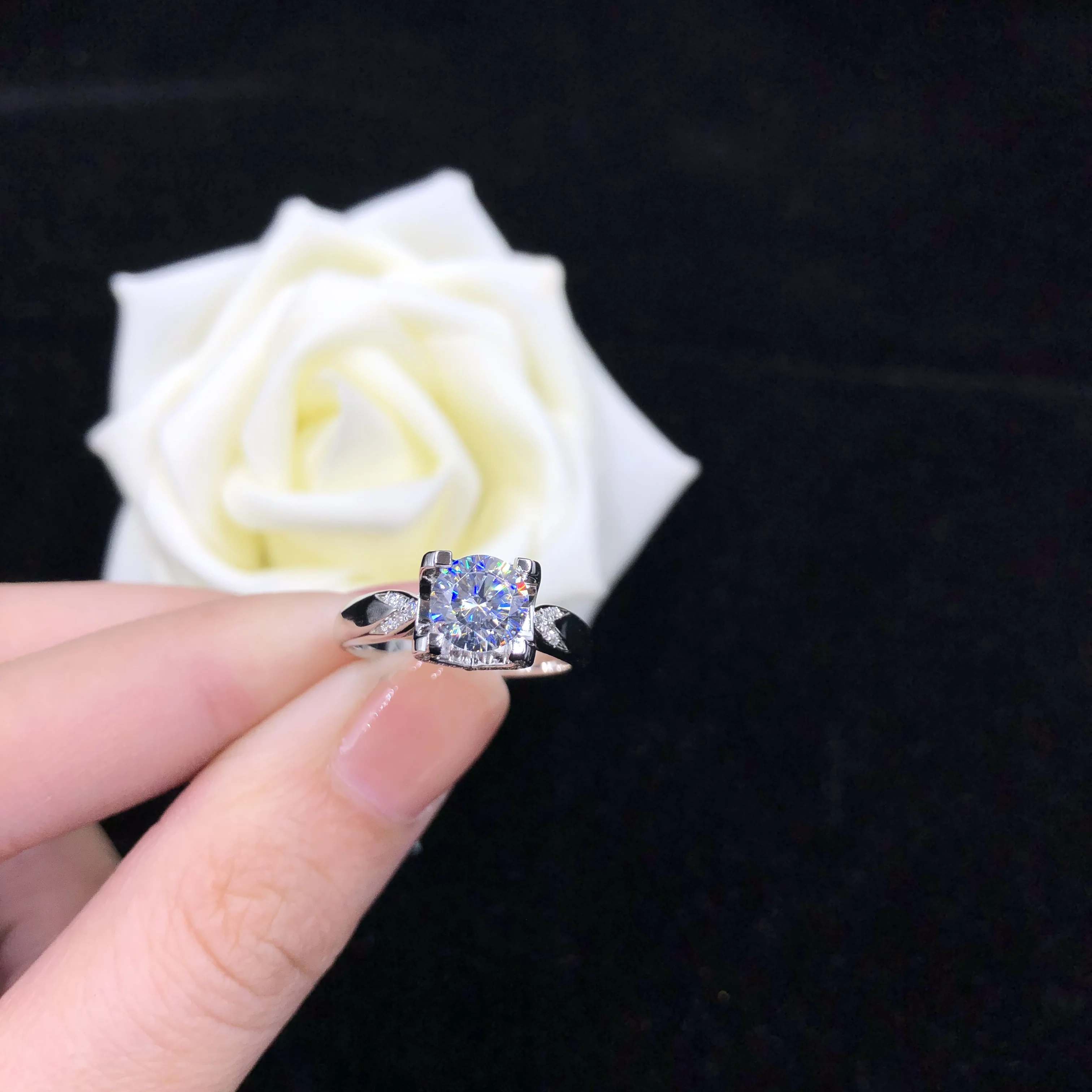 

Test Positive 1Ct D Color VVS1 Moissanite Engagement Ring AU585 14K White Gold Ring Romantic Wedding Jewelry