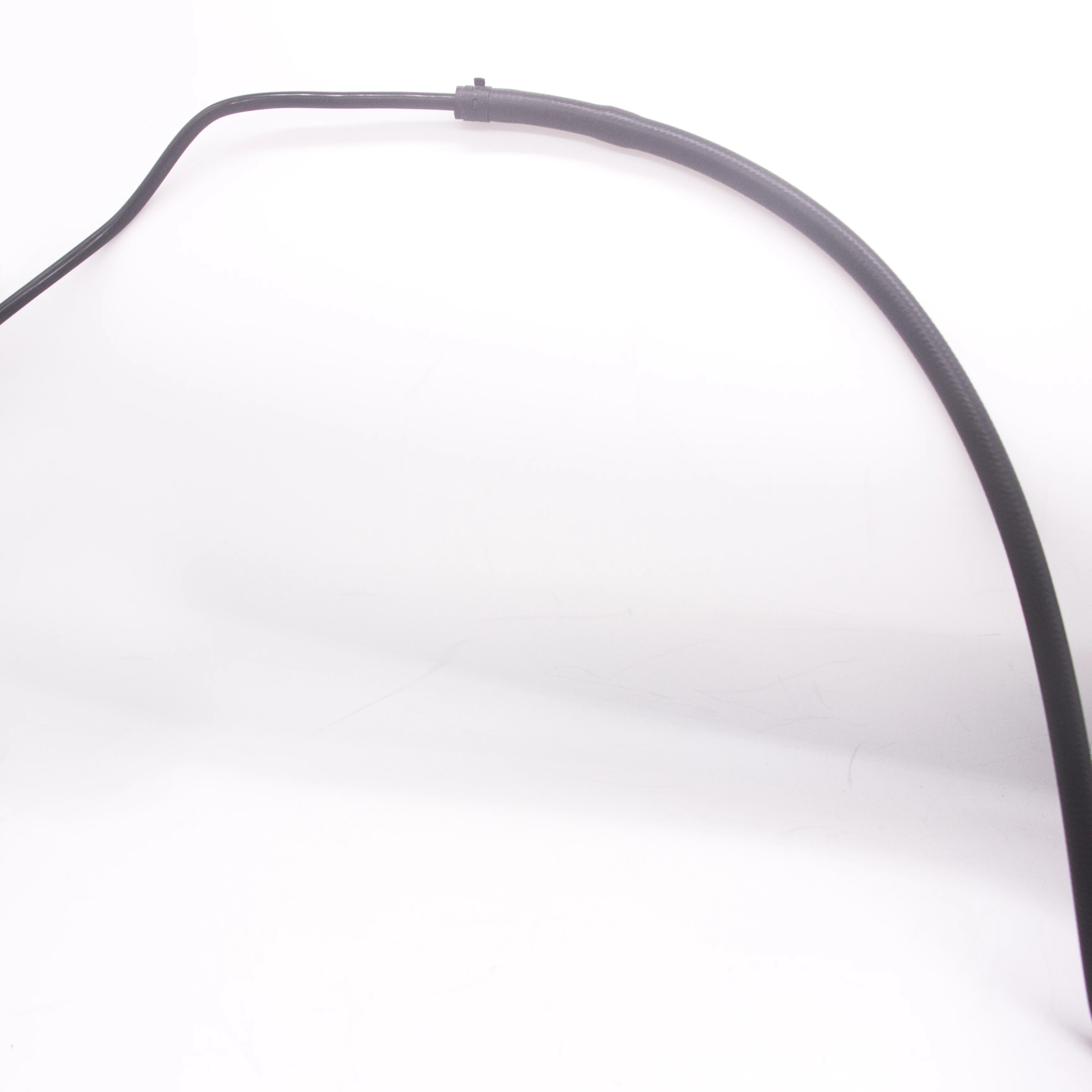 

A2515010025 Deputy Kettle Connection Water Hose For Mercedes Benz R 280/300/500 Water Tank Connection Water Pipe Air Duct