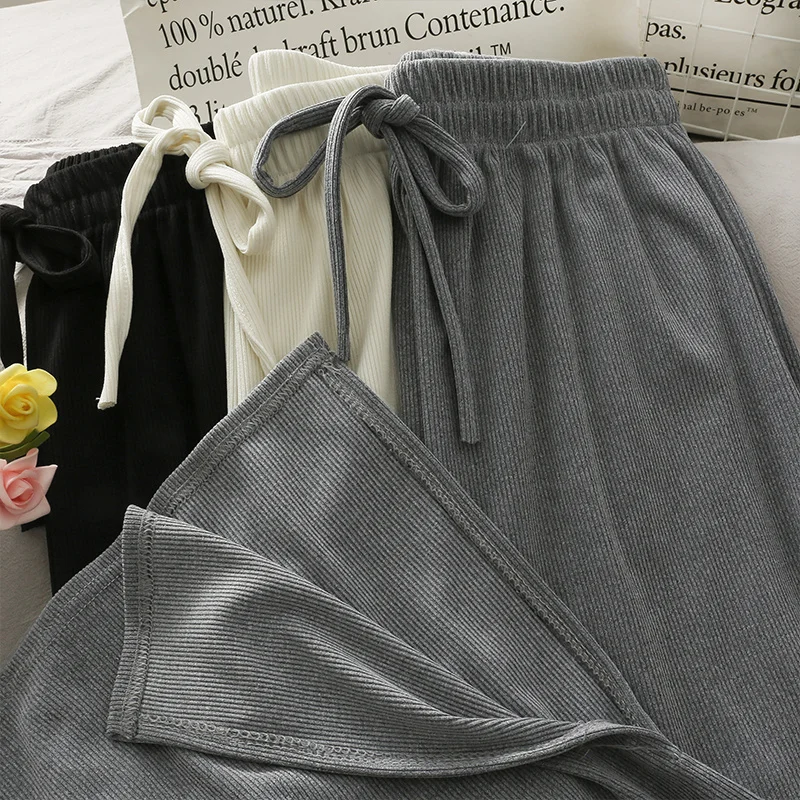 Свободные стройнящие тонкие трикотажные широкие брюки в гонконгском ретро стиле