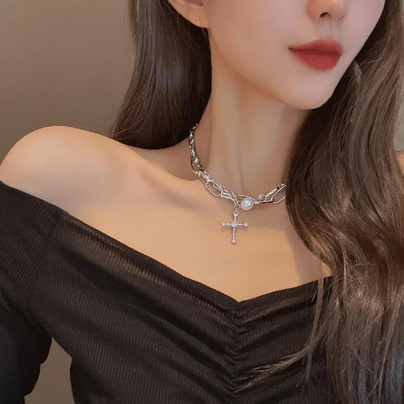 

ins tide hip hop cold wind cross pendant necklace female European and American double layered wearing net red clavicle chain
