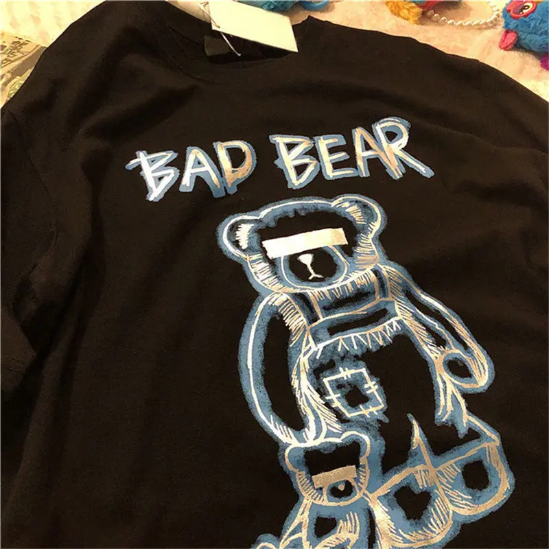 

2021 Summer New Creative Graffiti Bear Print Short-Sleeved Men's T-Shirt Loose Hip Hop Round Neck T-shirt Fashion Cotton Top Tee