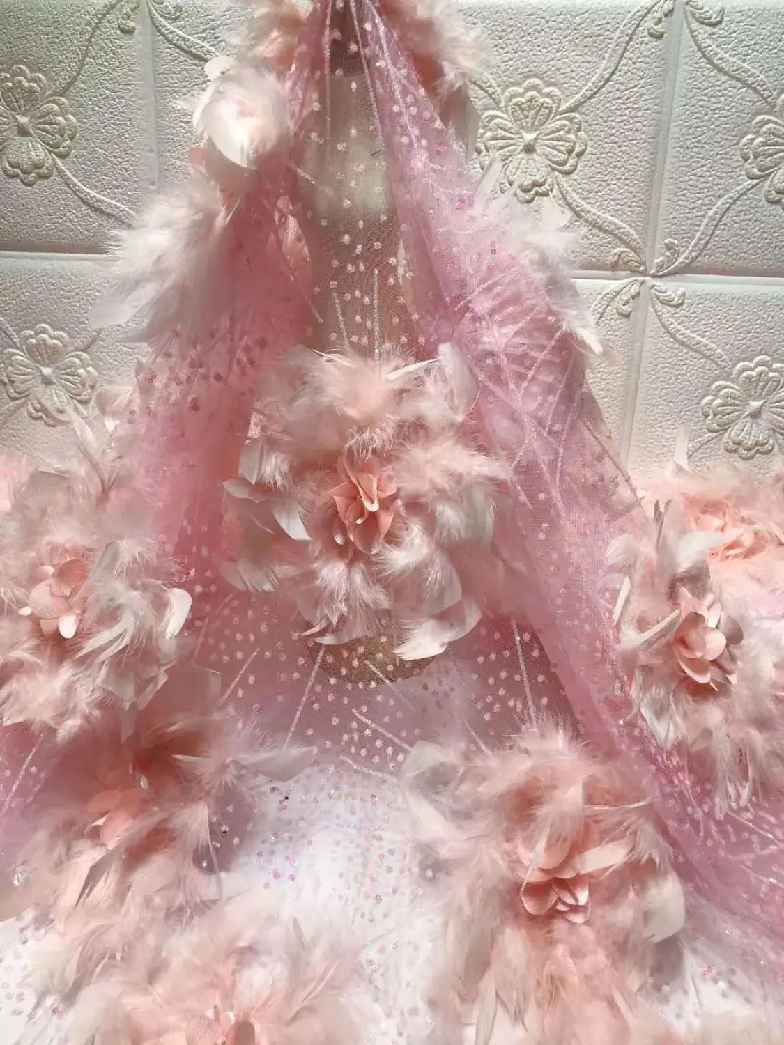 

Красивое вечернее платье, ткань с вышивкой перьев, новое французское Сетчатое Тюлевое Африканское кружево, нигерийское кружево с вышивкой блестками, юбка платья