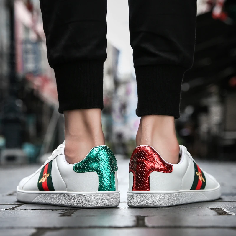 

Women and Men Sneakers Breathable Running Shoes Outdoor Sport Fashion Comfortable Casual Couples Gym Mens Shoes Zapatos De Mujer