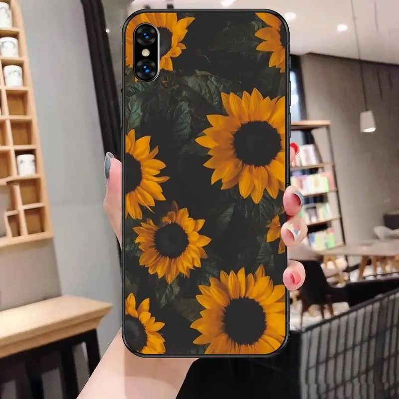 

Retro flowers chrysanthemum leaves Phone Case For Black-Iphone 5s 6 6s 7 8 11 12 X Xs Xr Pro Plus Max Mini Fundas Cover