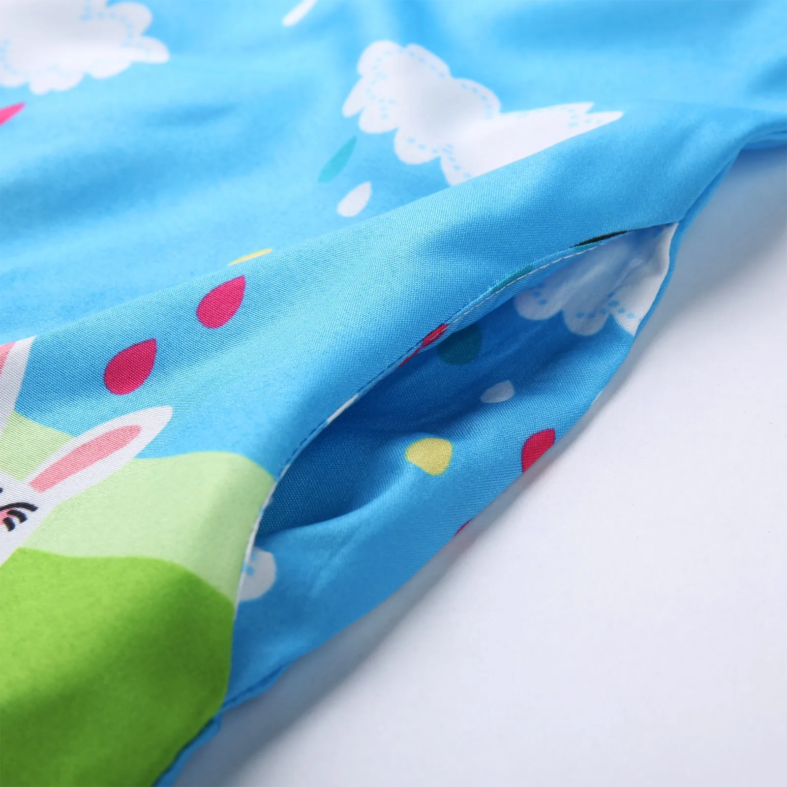 

Women Short Sleeve Working Uniform T-shirts With Pocket Easter Day V-neck Print Top Nursing Working Uniform T-shirts With Pocket