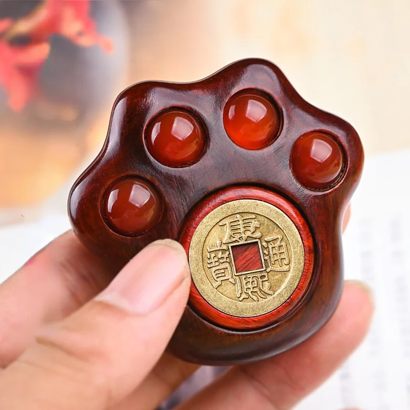 

Wooden New Fashion Cat Claw with 360 Rotating Chinese Ancient Copper Coins Blessing Fortune Decrotion Accessories Lucky Wealth