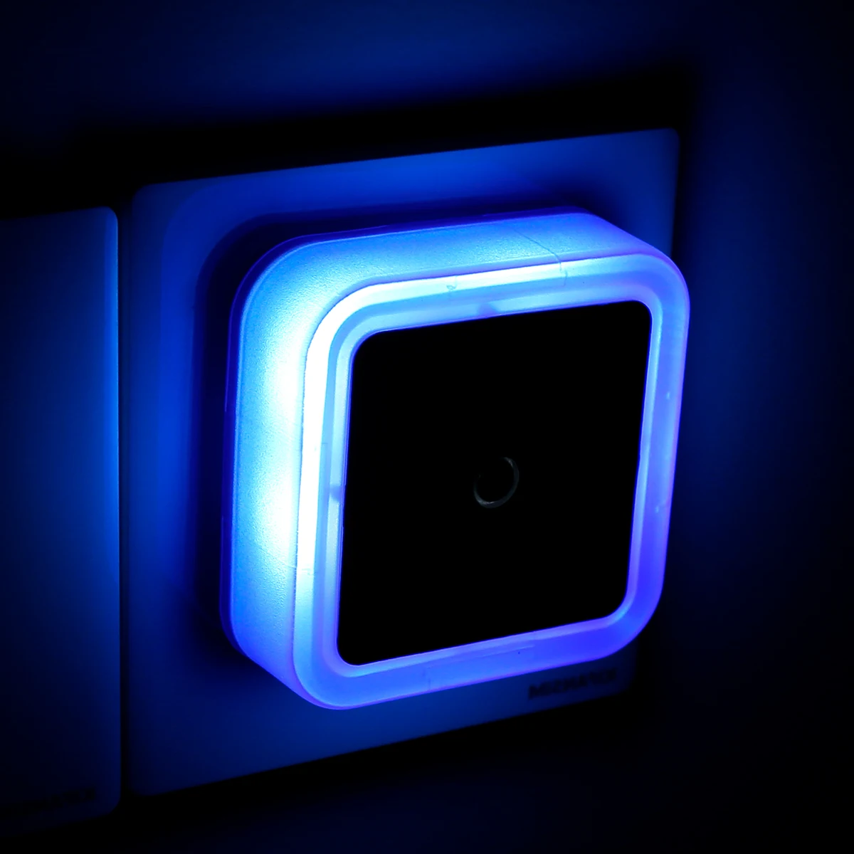 LED Night Light Sensor 110 220V 5W Plug-in Adjustable Brightness Wall with 360° Beam Angle 50000h Lifespan Induction | Лампы и