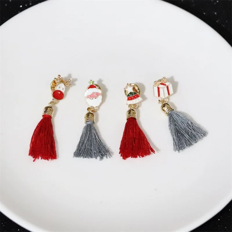 

Lvytide Santa claus Reindeers Gift box Santa star tassel brooches pins Decorations pins Christmas Jewelry gift for girls