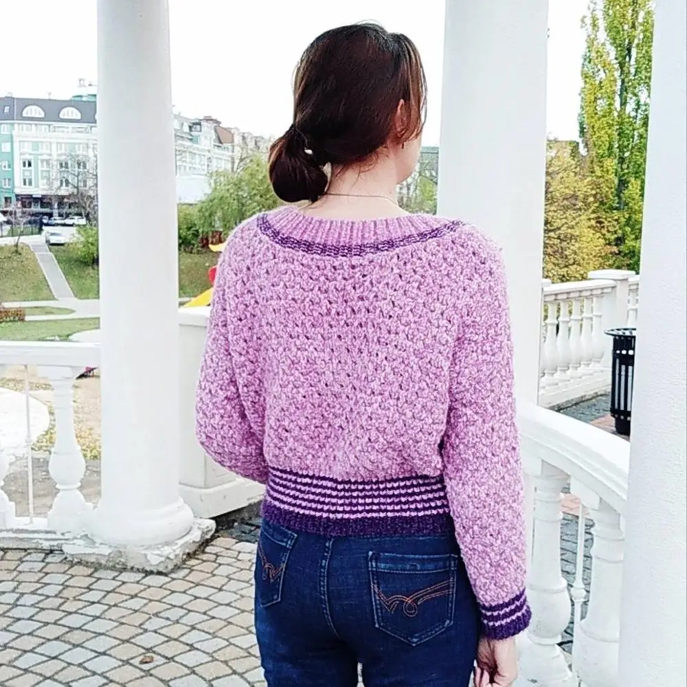 Фото Faux Mink Crop Top Sweater For Women 2019 Korean Fashion V neck Lazy oaf Purple Loose Female Knit Pullover knitwear Женская одежда Faux Mink Crop Top Sweater For Women 2019 Korean Fashion V neck Lazy oaf Purple Loose Female Knit Pullover knitwear Женская одежда