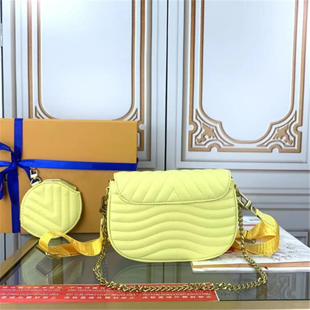 

Summer new high-quality two-piece female bag corrugated retro clamshell messenger bag shoulder bag