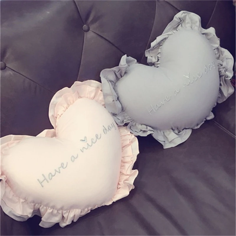 Рождественская подушка в форме сердца для хорошего дня с надписью прекрасная