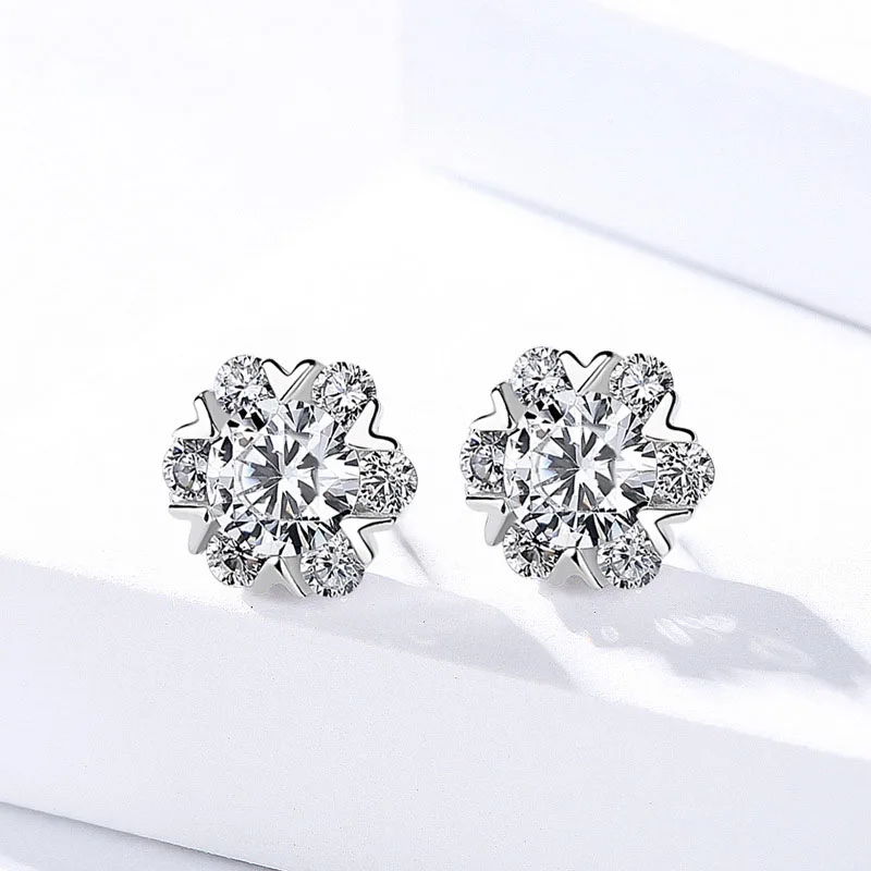 

S925 Sterling Silver micro inlaid Snowflake Earrings Zircon Earrings Love Earrings popular accessories at the east gate of South